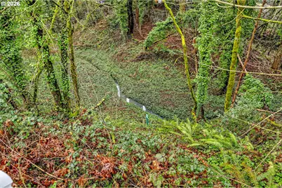 810 E 9th St #D13, Newberg, OR 97132 - Photo 38