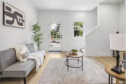 2009 SW Moss St, Portland, OR 97219 - Photo 16