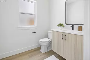 2009 SW Moss St, Portland, OR 97219 - Photo 12