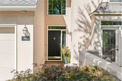 44 Morningview Cir, Lake Oswego, OR 97035 - Photo 2