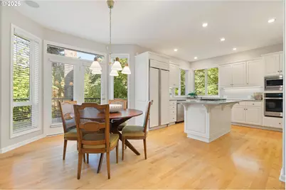 44 Morningview Cir, Lake Oswego, OR 97035 - Photo 12