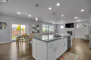 15975 SW Wren Ln, Beaverton, OR 97007 - Photo 20