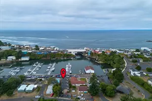 250 SE Coast Guard Dr, Depoe Bay, OR 97341 - Photo 2