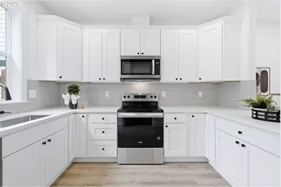 530 S Texas St, Portland, OR 97219 - Photo 16