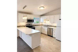 709 S Park St, Carlton, OR 97111 - Photo 16