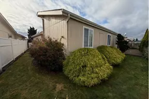 4055 Royal Ave, Eugene, OR 97402 - Photo 14