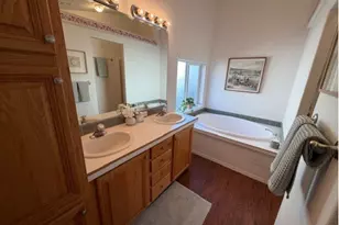 4055 Royal Ave, Eugene, OR 97402 - Photo 8