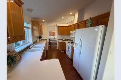 4055 Royal Ave #133, Eugene, OR 97402 - Photo 6