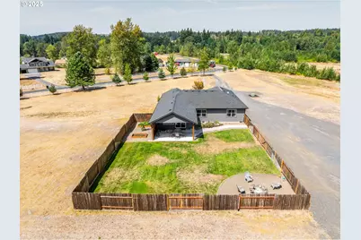 195 Bay Point Dr, Castle Rock, WA 98611 - Photo 32