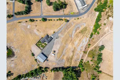 195 Bay Point Dr, Castle Rock, WA 98611 - Photo 36