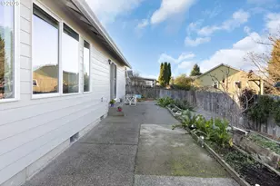 2657 Grey Fox Dr, Sutherlin, OR 97479 - Photo 32