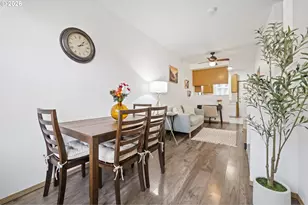 121 SE 8th Ave, Hillsboro, OR 97123 - Photo 8