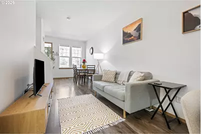 121 SE 8th Ave, Hillsboro, OR 97123 - Photo 12