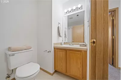 121 SE 8th Ave, Hillsboro, OR 97123 - Photo 24