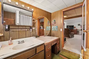 1286 SE Jetty Ave, Warrenton, OR 97146 - Photo 8