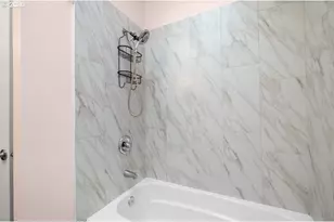 16000 SE Powell Blvd, Portland, OR 97236 - Photo 16