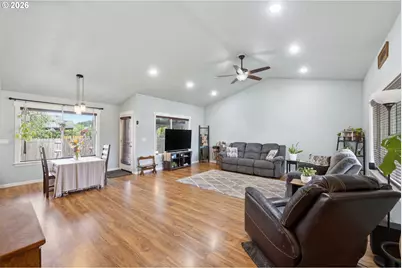 38599 SW Filbert St, Scio, OR 97374 - Photo 6