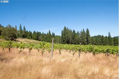 1329 Larson Rd, Roseburg, OR 97471 - Photo 12