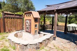 1329 Larson Rd, Roseburg, OR 97471 - Photo 28