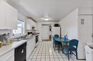 1919 NW Buchanan Ave, Corvallis, OR 97330 - Photo 12