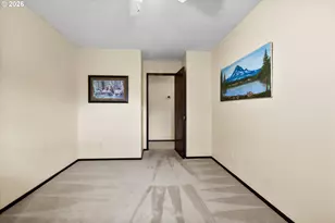 2407 NE Libby Pl, Bend, OR 97701 - Photo 10