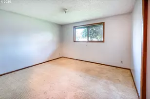 208 NW 24th St, McMinnville, OR 97128 - Photo 28