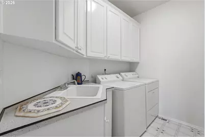 9850 NE Meadow Loop, Newberg, OR 97132 - Photo 28