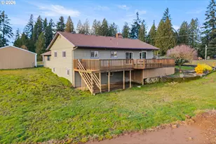 6884 S Hansen Ln, Aurora, OR 97002 - Photo 4