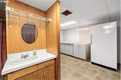 6884 S Hansen Ln, Aurora, OR 97002 - Photo 24