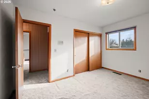 6884 S Hansen Ln, Aurora, OR 97002 - Photo 20