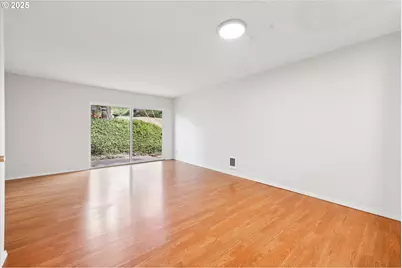 23882 NE Treehill Dr, Wood Village, OR 97060 - Photo 4