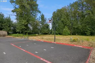 23882 NE Treehill Dr, Wood Village, OR 97060 - Photo 26