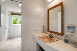 5555 SW Scholls Ferry Rd, Portland, OR 97225 - Photo 14