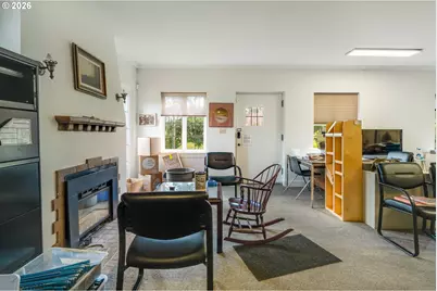 5555 SW Scholls Ferry Rd, Portland, OR 97225 - Photo 4