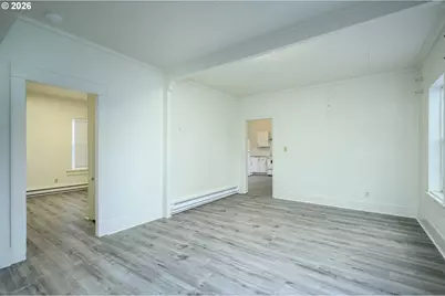 102 SE 1st St, McMinnville, OR 97128 - Photo 10