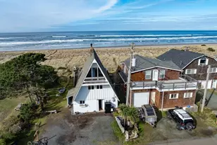 25780 Beach Dr, Rockaway Beach, OR 97136 - Photo 28