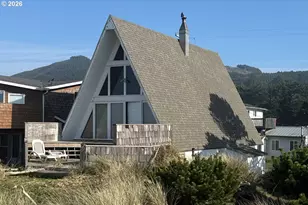 25780 Beach Dr, Rockaway Beach, OR 97136 - Photo 30