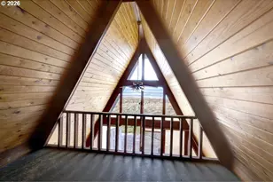 25780 Beach Dr, Rockaway Beach, OR 97136 - Photo 12