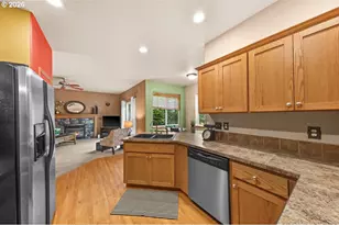 963 SW View Crest Dr, Dundee, OR 97115 - Photo 12