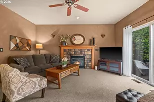 963 SW View Crest Dr, Dundee, OR 97115 - Photo 16
