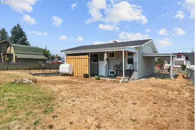 402 3rd St, Wallowa, OR 97885 - Photo 28