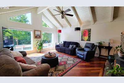 94671 Johnson Rd, Marcola, OR 97454 - Photo 4
