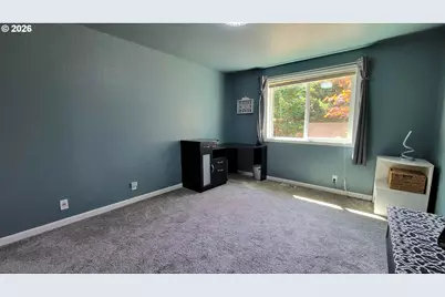 94671 Johnson Rd, Marcola, OR 97454 - Photo 12