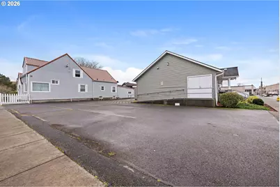 113 N Holladay Dr, Seaside, OR 97138 - Photo 6