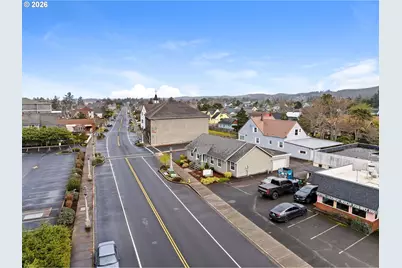 113 N Holladay Dr, Seaside, OR 97138 - Photo 10