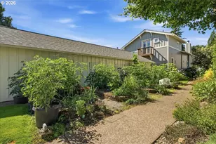 7043 SE Clinton St, Portland, OR 97206 - Photo 32