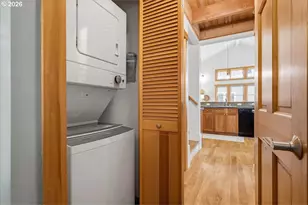 7043 SE Clinton St, Portland, OR 97206 - Photo 20