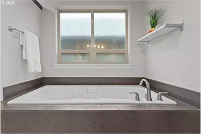 10911 SW Barber St, Wilsonville, OR 97070 - Photo 22