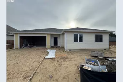 1854 Cabezon Ct, North Bend, OR 97459 - Photo 2