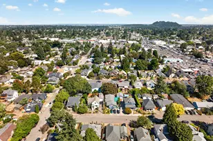 8028 SE Taylor St, Portland, OR 97215 - Photo 46